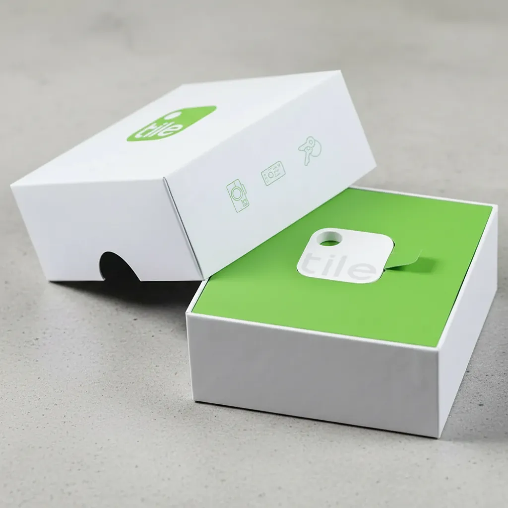 Thumb Notch Rigid Box with Cardboard Insert 1