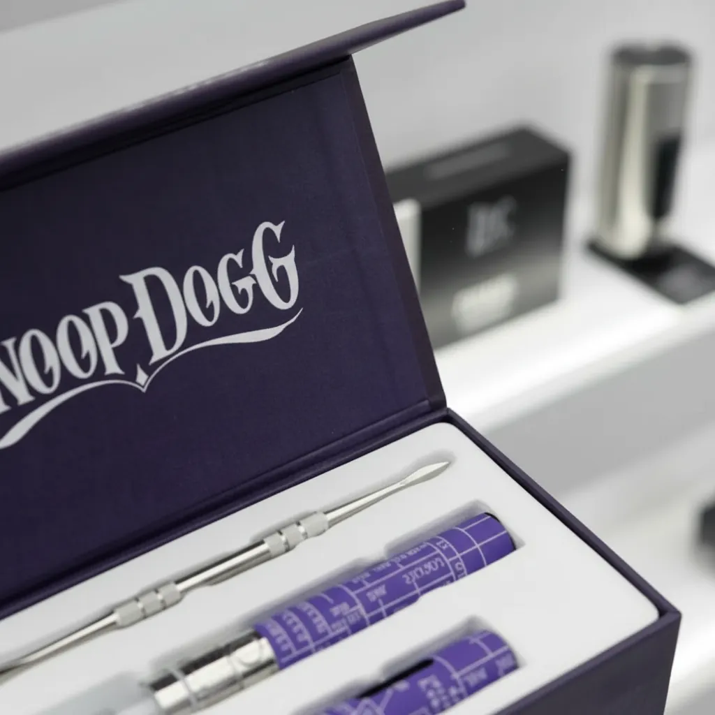 Snoop Dogg Vape Kit Rigid Box 2